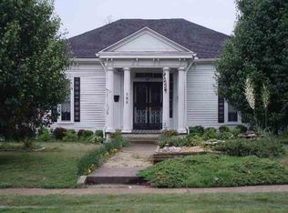 200 E Main St, Bells, TN 38006