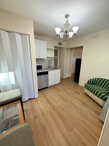 5230 W Carol Ave Photo 1