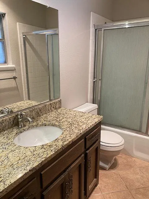 3 bed, 1400 sqft, $1,450 — Photo 2