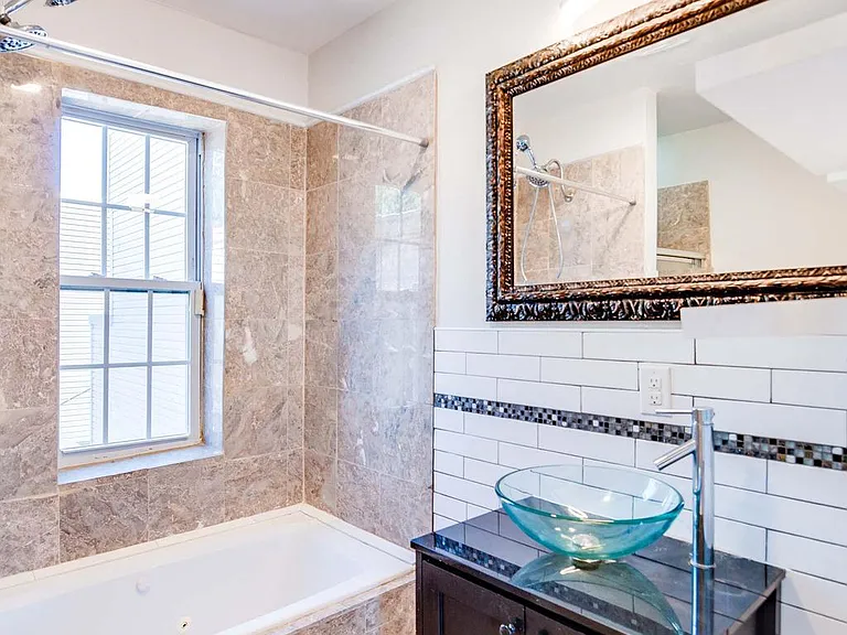 2905 W Girard Ave #2 — Photo 23