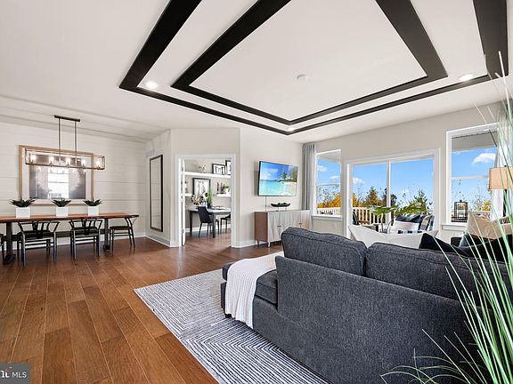 7th image of this home