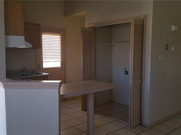2nd image of 10258 Valle Del Sol Dr