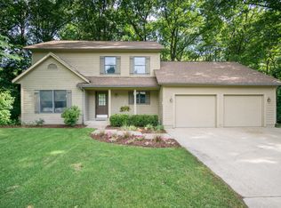 703 Old Town Rd, Holland, MI 49424