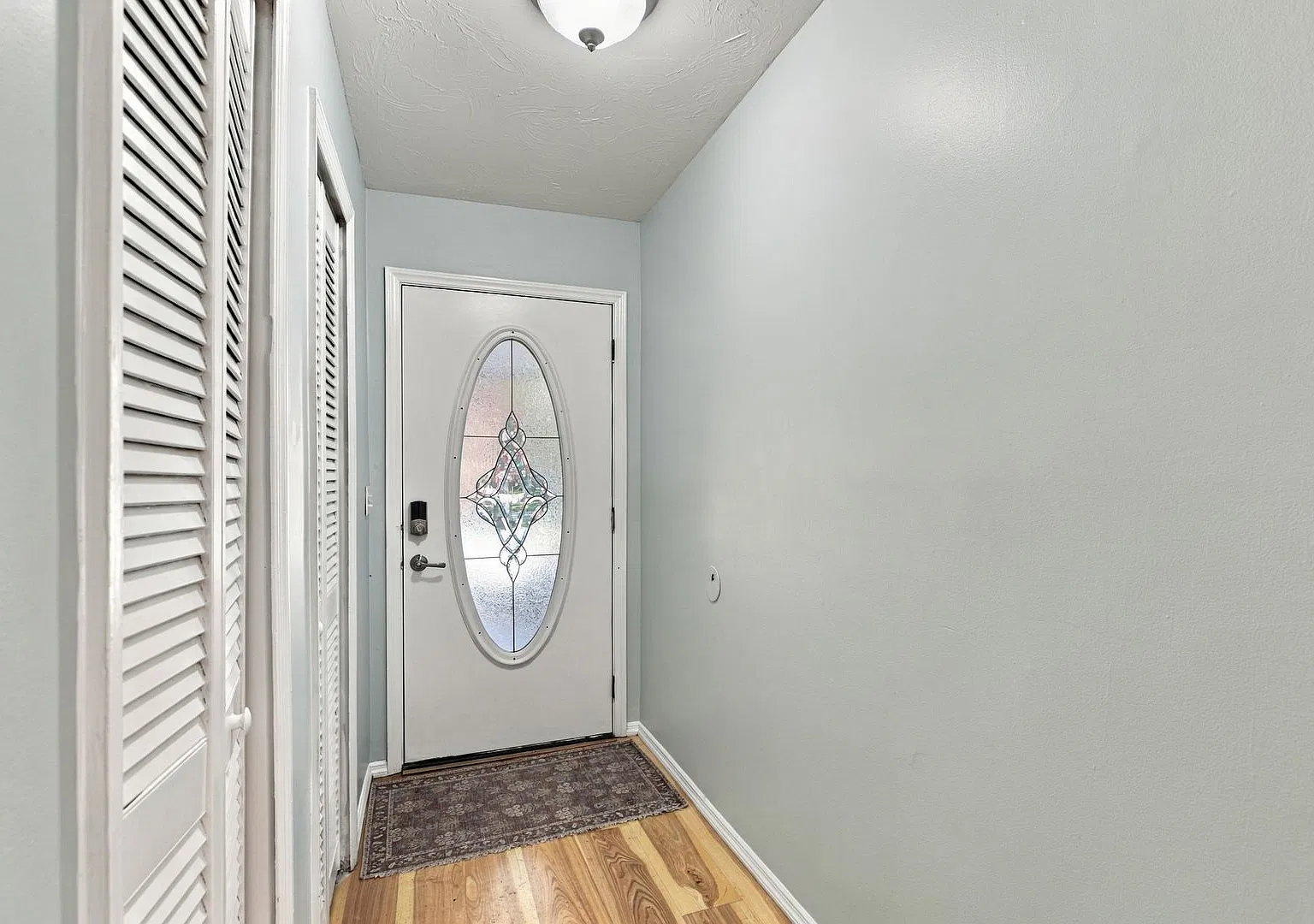 Neptune Beach Classic Design — Photo 3