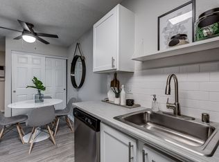 1300 Eagle Ridge Dr S APT A2002, Renton, WA 98055