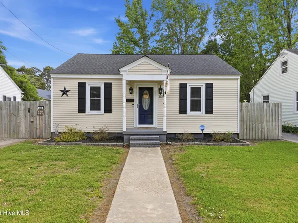 1119 W Colonial Avenue, Elizabeth City, NC 27909