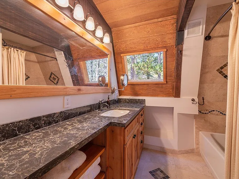 14626 Davos Dr — Photo 15