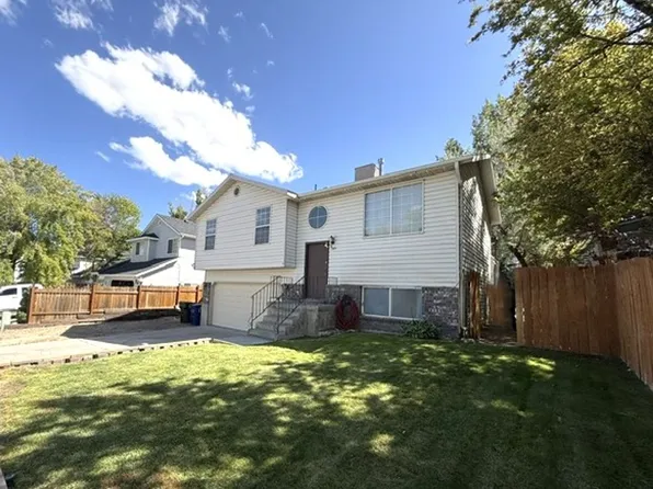 1385 Suncrest Ct, Elko, NV 89801