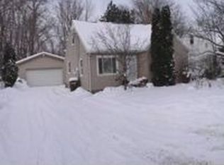 645 Louisa St, Lansing, MI 48911