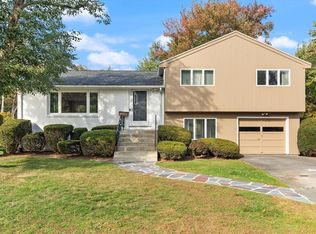 19 Selwyn Rd, Newton, MA 02461