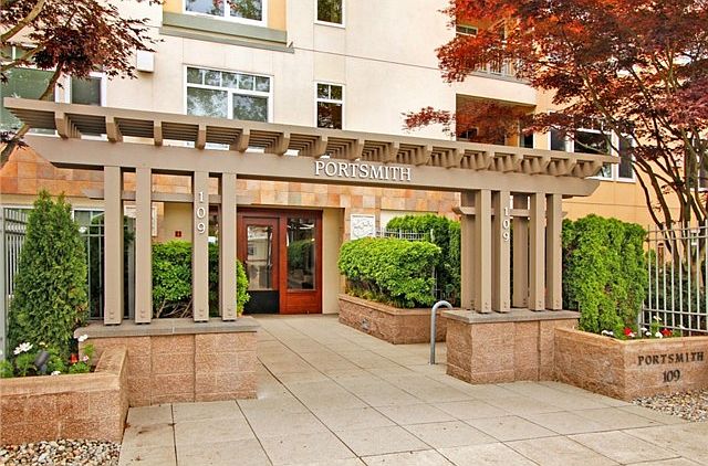 1st image of 109 2nd St S APT 424