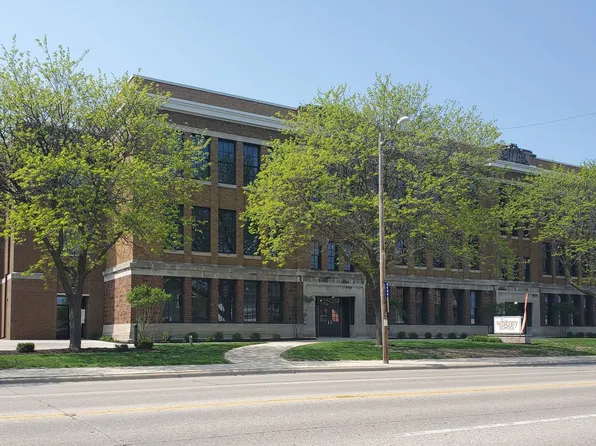 Whitney School Lofts