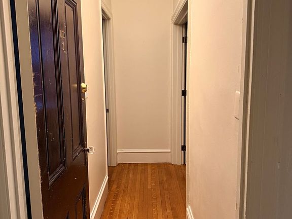 2nd image of 150 W Louther St APT 3