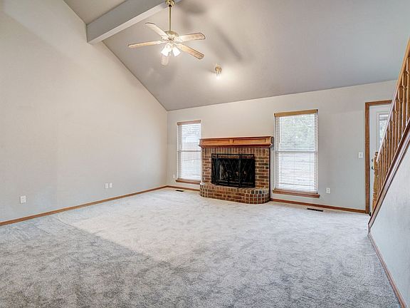 3rd image of 1316 NW 181st St