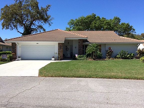 3rd image of 5810 Garden Lakes Majestic
