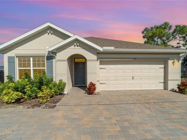 1413 Trafalgar Pkwy, Cape Coral, FL 33991