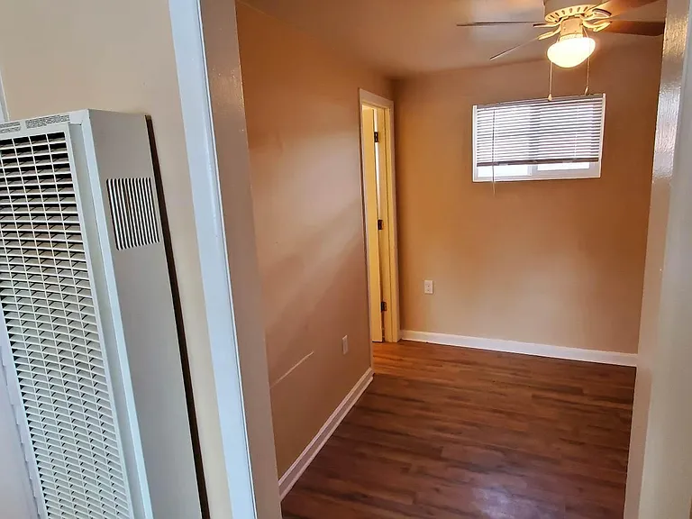 801 Denver Ave #2 — Photo 7