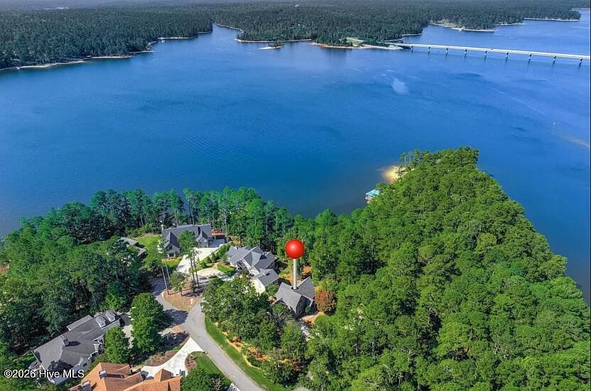 1st image of 202 Deer Run Lane