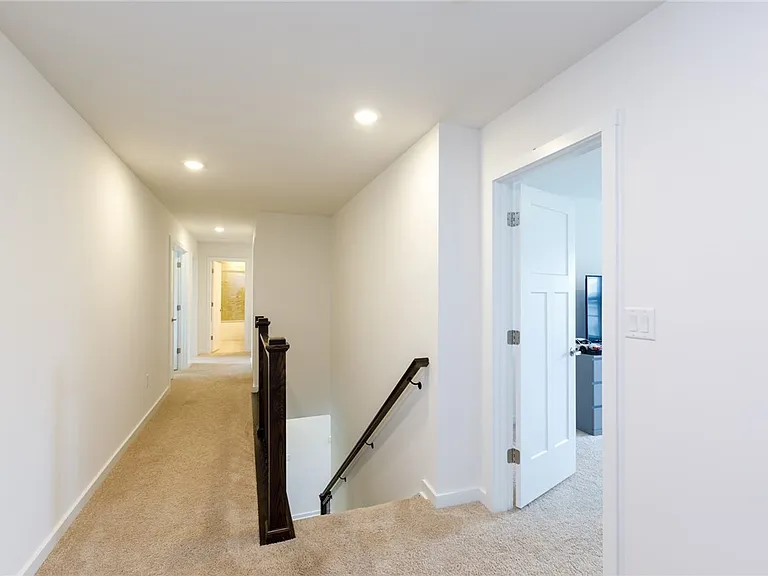 109 Mesa Dr — Photo 13