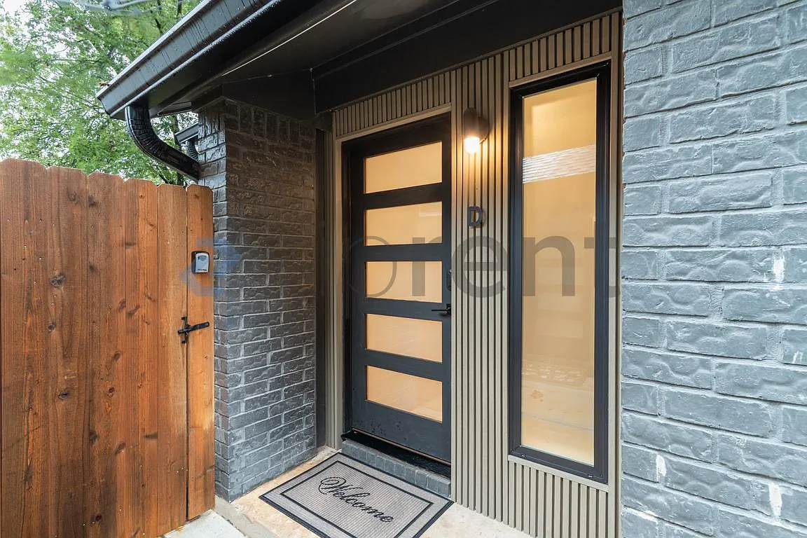 2 bed, 1144 sqft, $2,380 — Photo 1