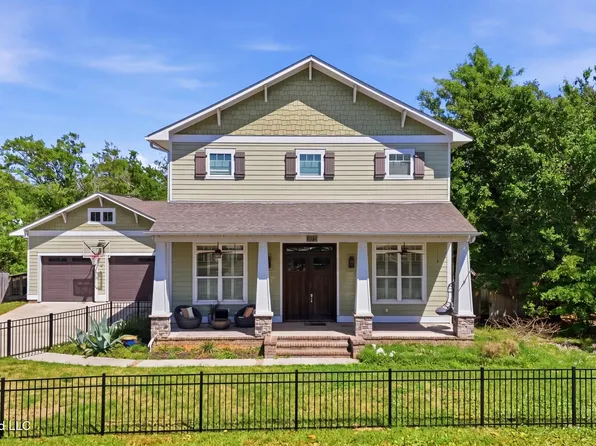 504 Dewey Ave, Ocean Springs, MS 39564