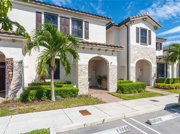 11869 SW 245th Ter, Homestead, FL 33032