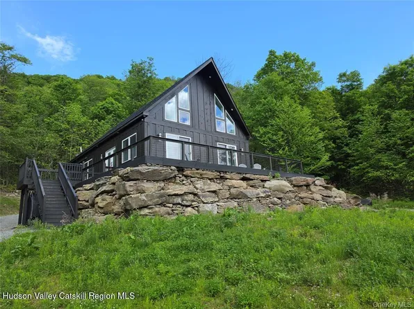 1227 Gulf Road, Callicoon Center, NY 12724