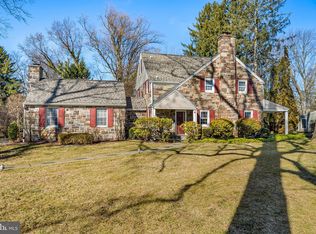 57 Crestline Rd, Wayne, PA 19087