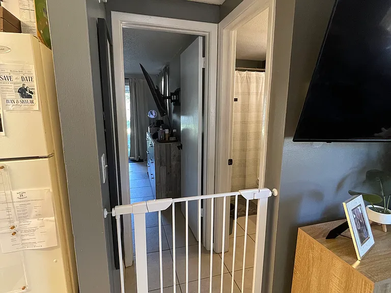 5424 James St #5424 — Photo 6