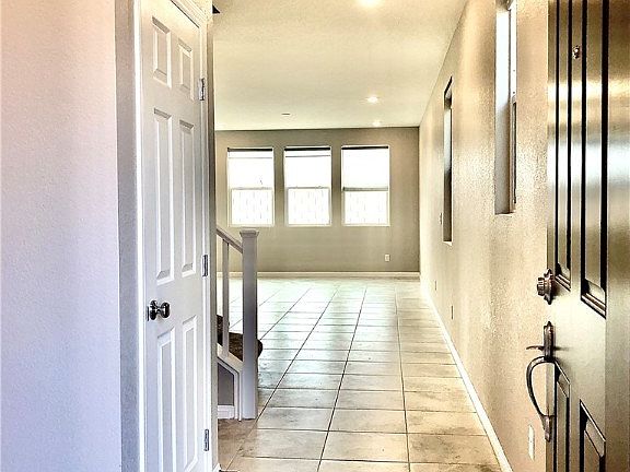 4th image of 7636 Mojave Wind Ave