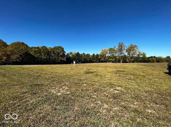 5740 Gibbs Rd, Plainfield, IN 46168