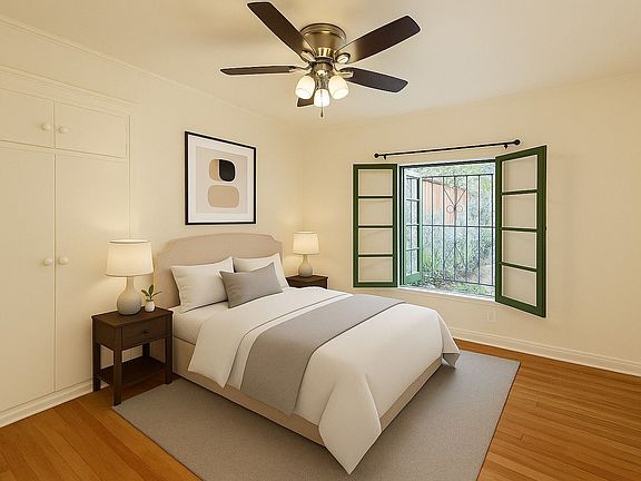 3rd image of 221-27 S Gramercy Pl #227