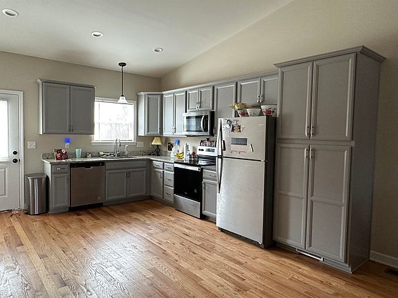 5th image of 117 Mount Tabor Rd