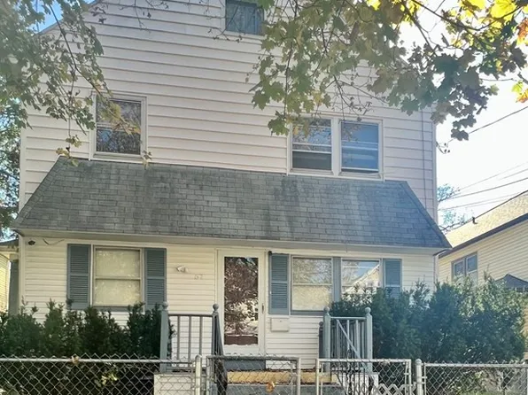 57-59 Fountain St, Springfield, MA 01108