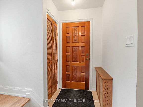 4th image of 178 Bogert Ave