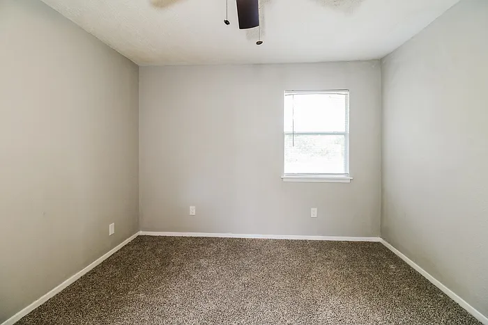 7314 Saunders Rd — Photo 10