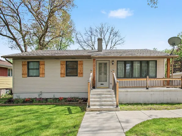 5711 Evergreen Ave, Portage, IN 46368