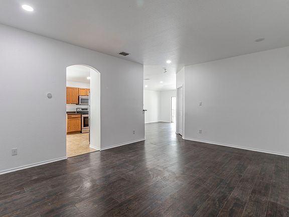 2nd image of 4817 Caraway Dr