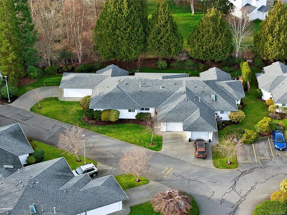 1st image of 396 Harrogate Rd #11