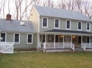 8 Woodhull Rd, East Setauket, NY 11733