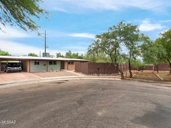 447 N Kingston Ct, Tucson, AZ 85710