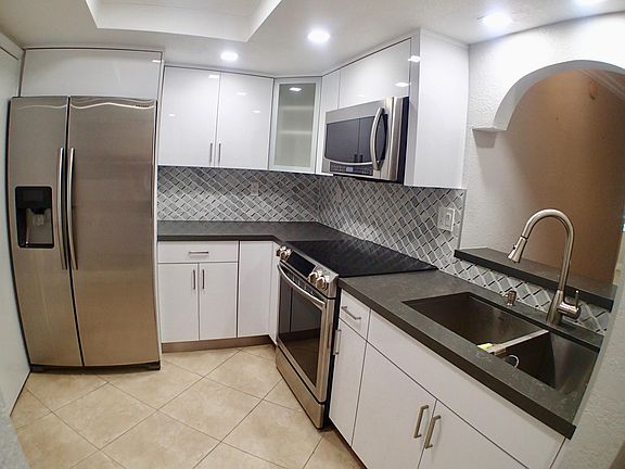 2nd image of 10300 Coral Way