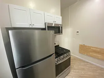 Rented by JB Mac Real Estate Inc.