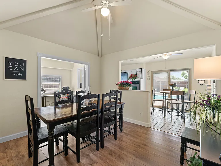 7218 Ridgeview Dr — Photo 15