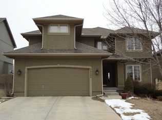 24500 W 91st Ter, Lenexa, KS 66227