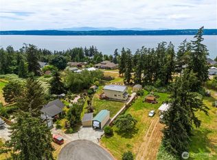 840 Wolverine Place, Camano Island, WA 98282