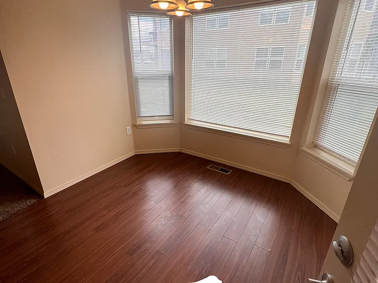 11010 W Brassy Cove Loop — Photo 22