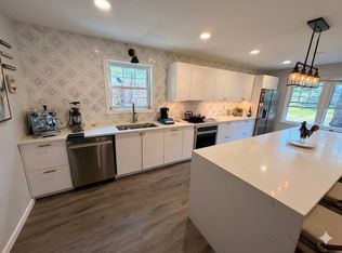 6880 Brian Michael Ct, Springfield, VA 22153