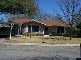 811 S Moody St, Mason, TX 76856