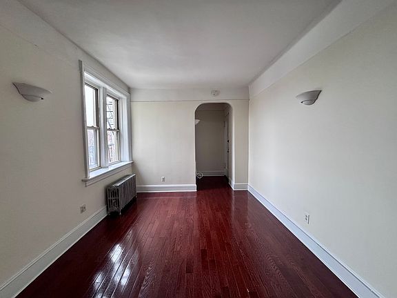 5th image of 260 Cumberland St APT 24